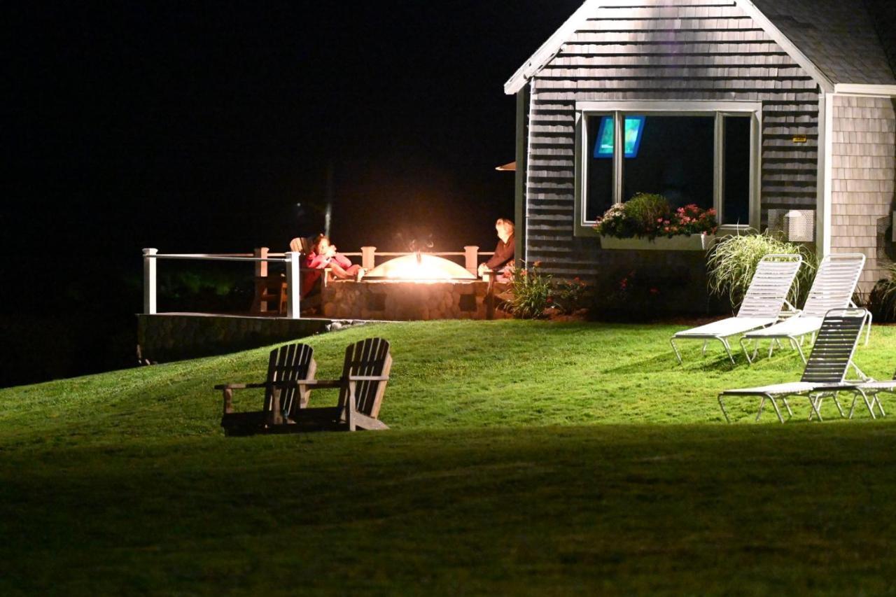 Nauset Beach Inn Орлеанс Экстерьер фото