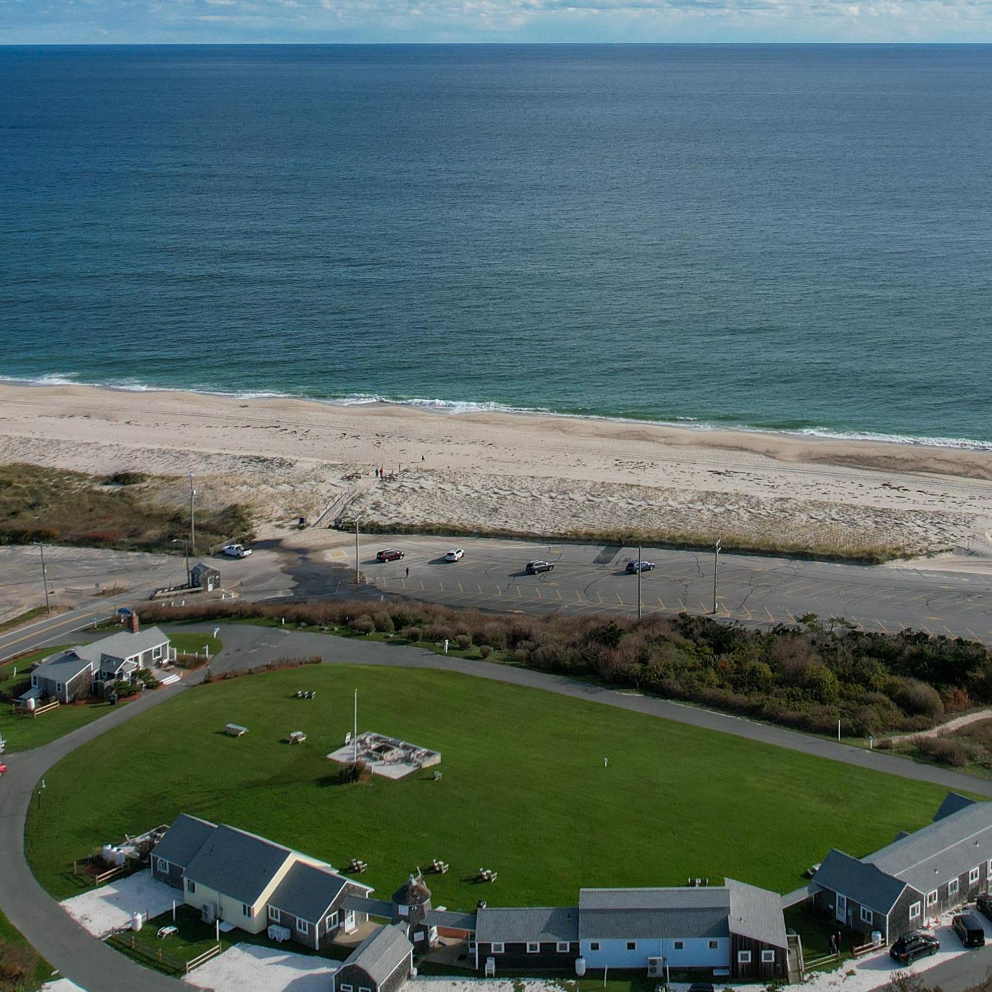 Nauset Beach Inn Орлеанс Экстерьер фото